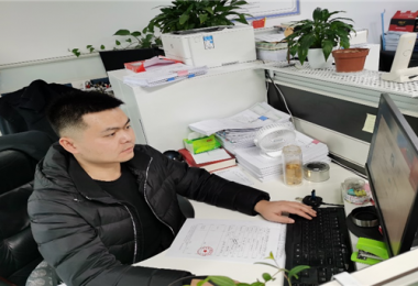 表彰先進，宣揚典型——貴州陽光產(chǎn)權(quán)交易所有限公司王得天同志被中共貴陽市委評為“愛國擁軍先進個人”