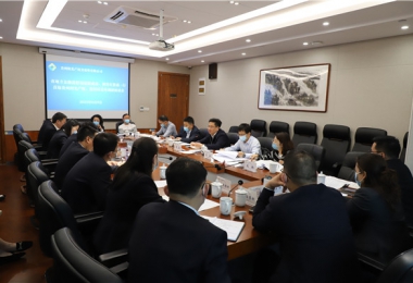 貴州省地方金融監(jiān)督管理局黨組成員、副局長郭盛一行到貴州陽光產(chǎn)權(quán)、貴州環(huán)交所調(diào)研座談并宣講貴州省第十三次黨代會(huì)精神