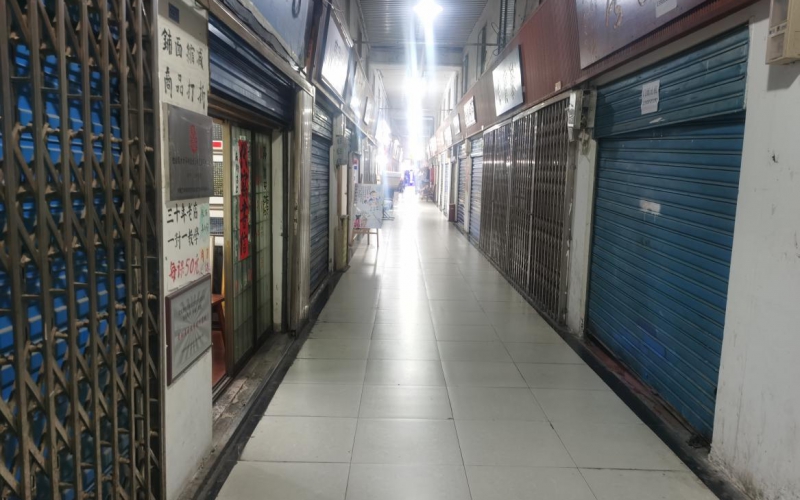 環(huán)城東路萬東商貿(mào)城丙一排04號、05號門面轉(zhuǎn)讓（持有方：貴州省機(jī)關(guān)事務(wù)管理局國有資產(chǎn)管理服務(wù)中心）(二次掛牌)