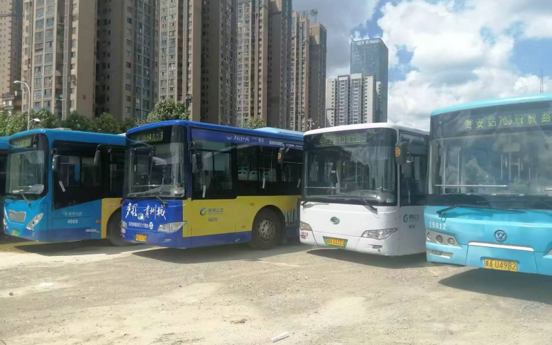 貴陽市公共交通有限公司6臺報(bào)廢機(jī)動(dòng)車處置